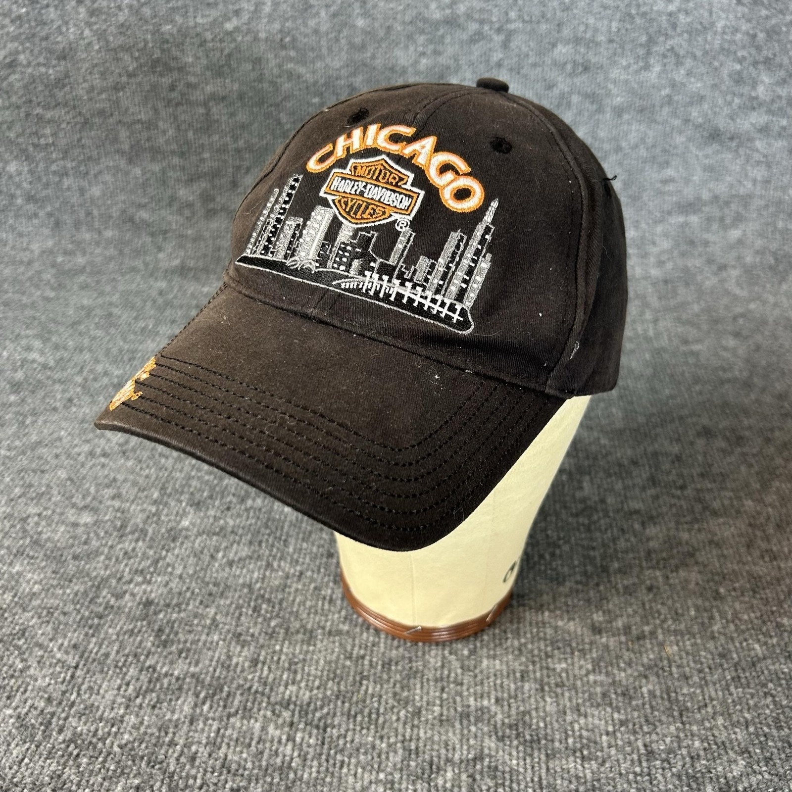 HarleyDavidson Hat Cap Strap Back One Size Black Chicago Skyline Mens